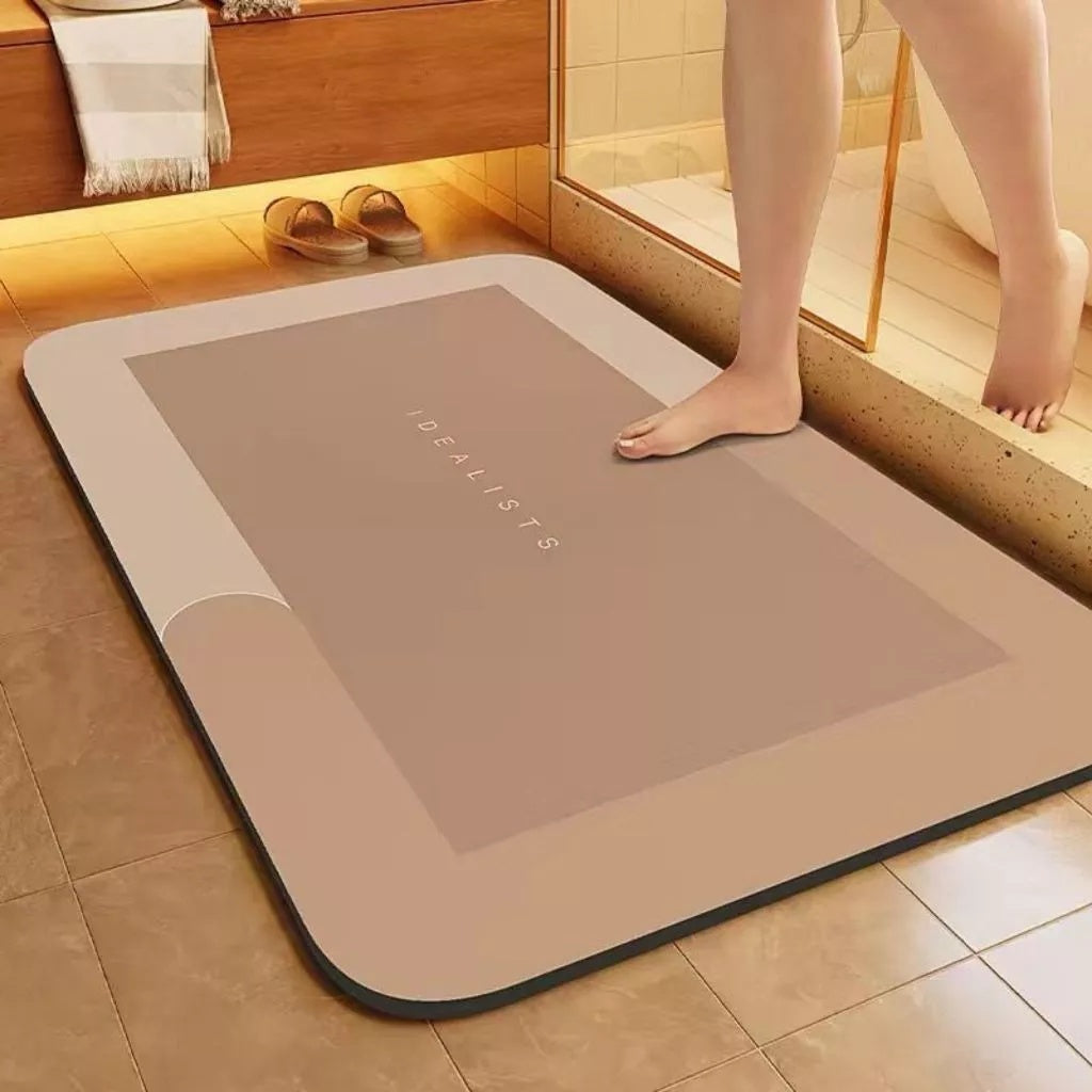 Tappetino UltraDry™ – Kit da 2 pezzi Antiscivolo, Super Assorbente e ad Asciugatura Rapida 💧🚿